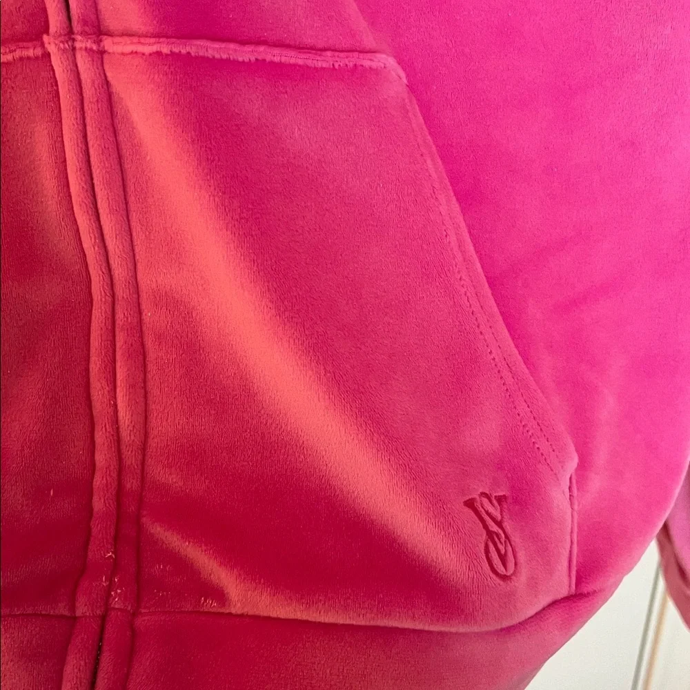 Victoria’s Secret Velour Crop Hoodie - Picture 7 of 10
